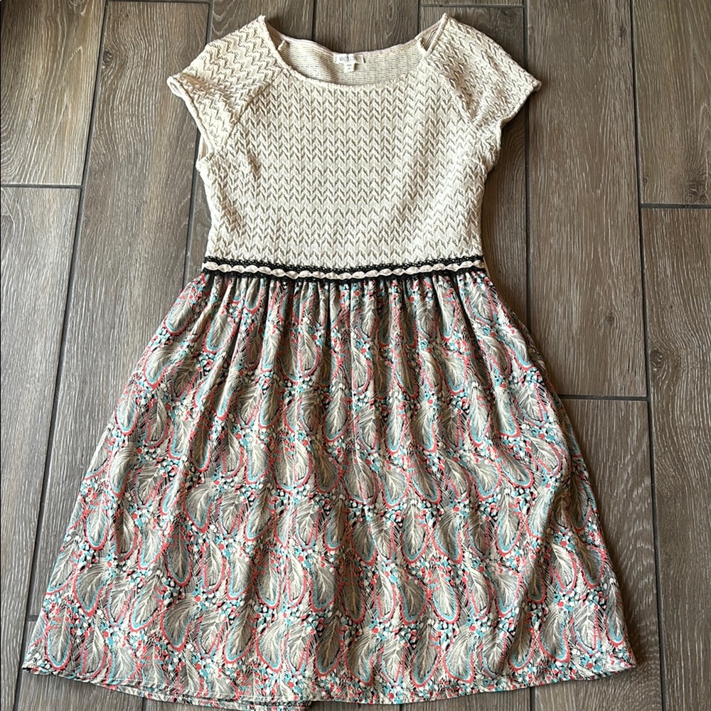 Anthropologie Cream and Pink A-Line Dress with Cap Sleeves